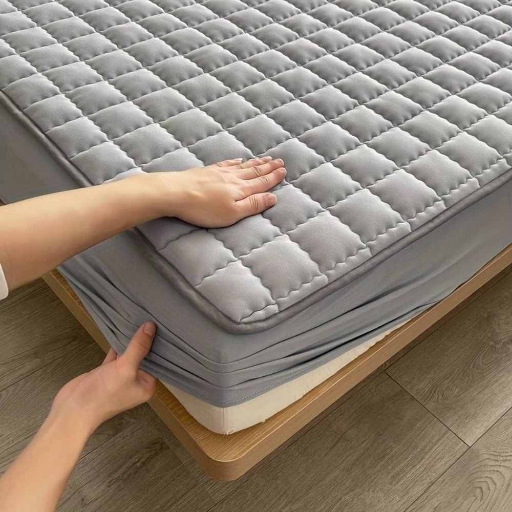 Hypoallergenic Fitted Sheet Soft Mattress Protector
