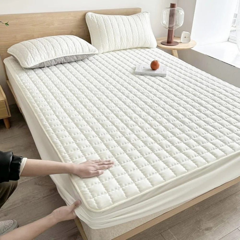 Hypoallergenic Fitted Sheet Soft Mattress Protector