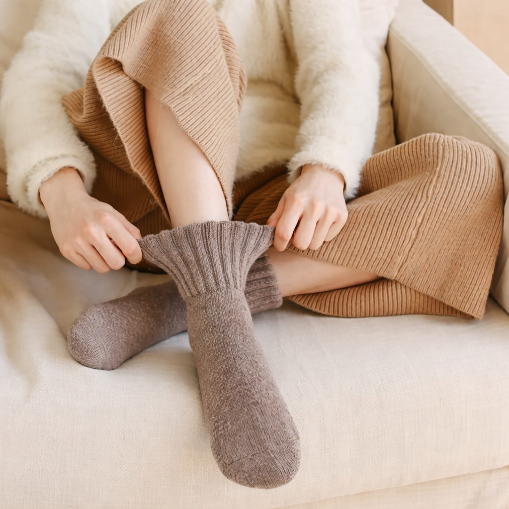 Winter Socks Stretch Fit Crew Socks Lightweight Everyday Wear
